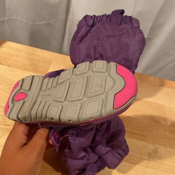 Stride Rite snow boots purple color - Picture 3 of 3